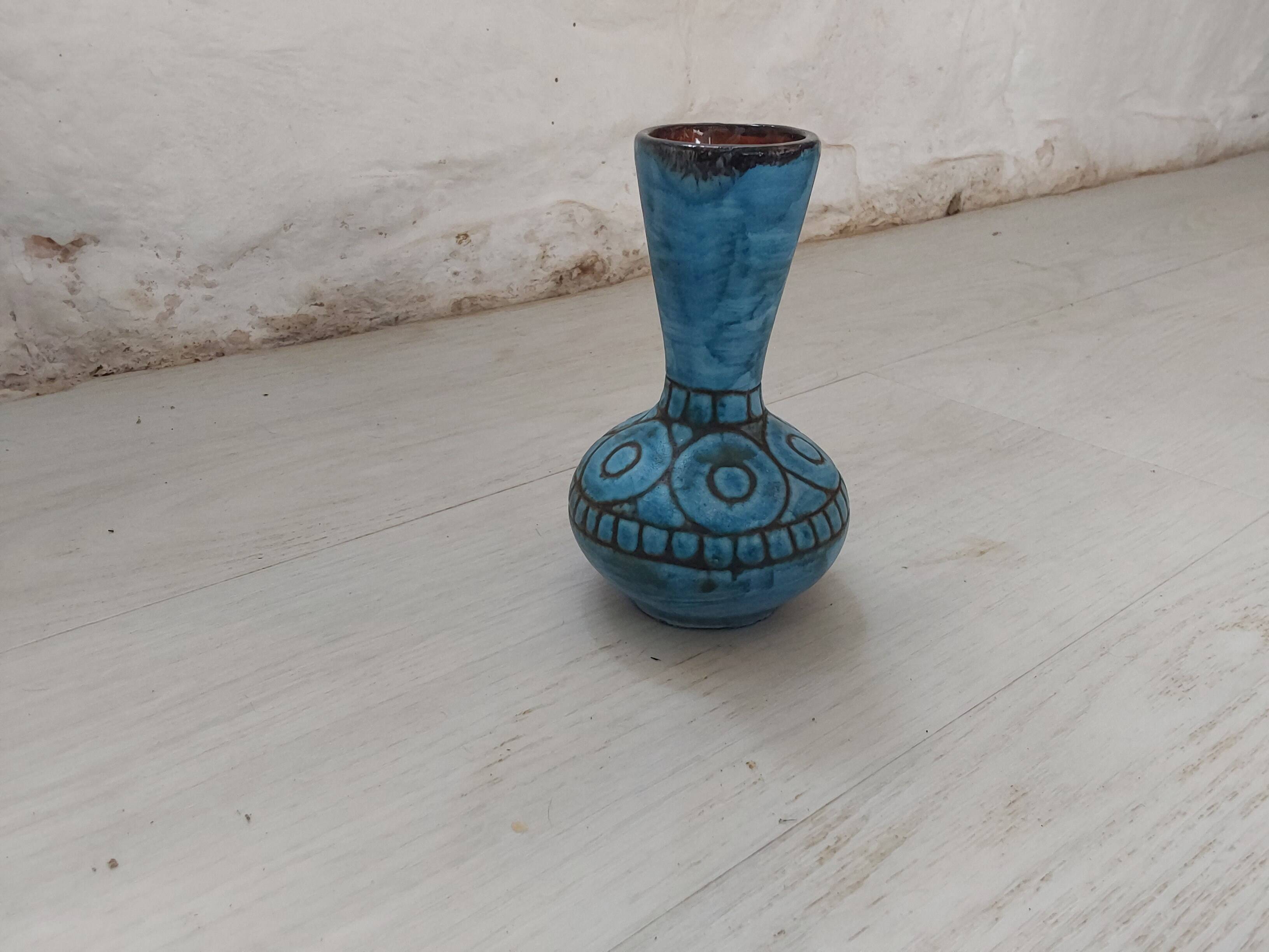 Blue vase signed Alain Maunier