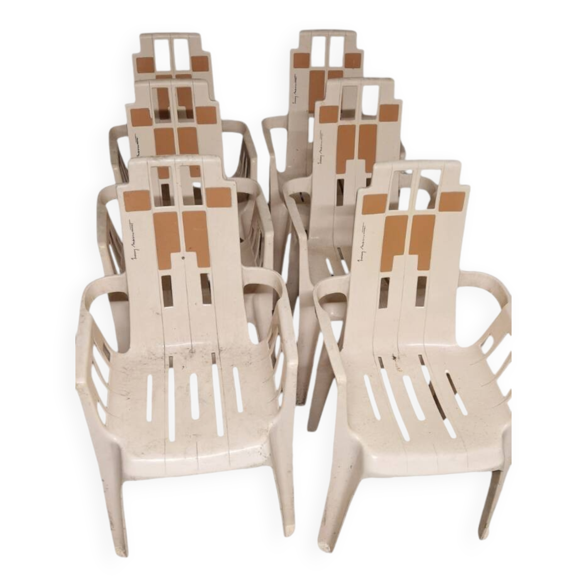 6 plastic chairs