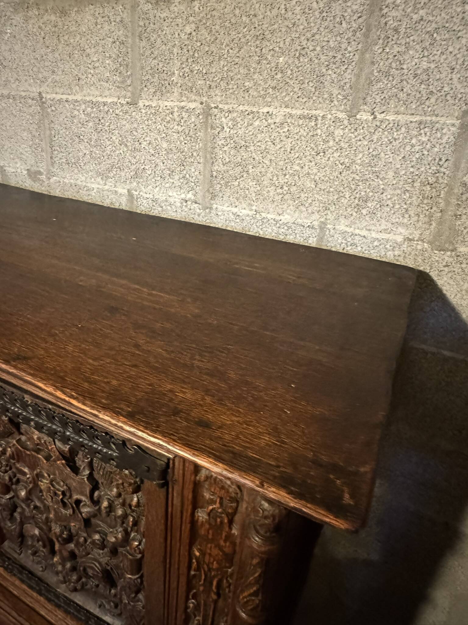 Antique buffet richly carved – Renaissance / Henry II style