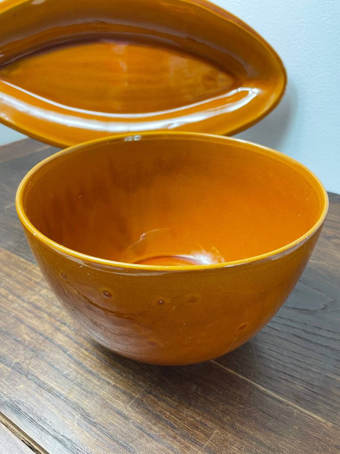 3 glazed ceramic dishes