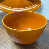 3 glazed ceramic dishes