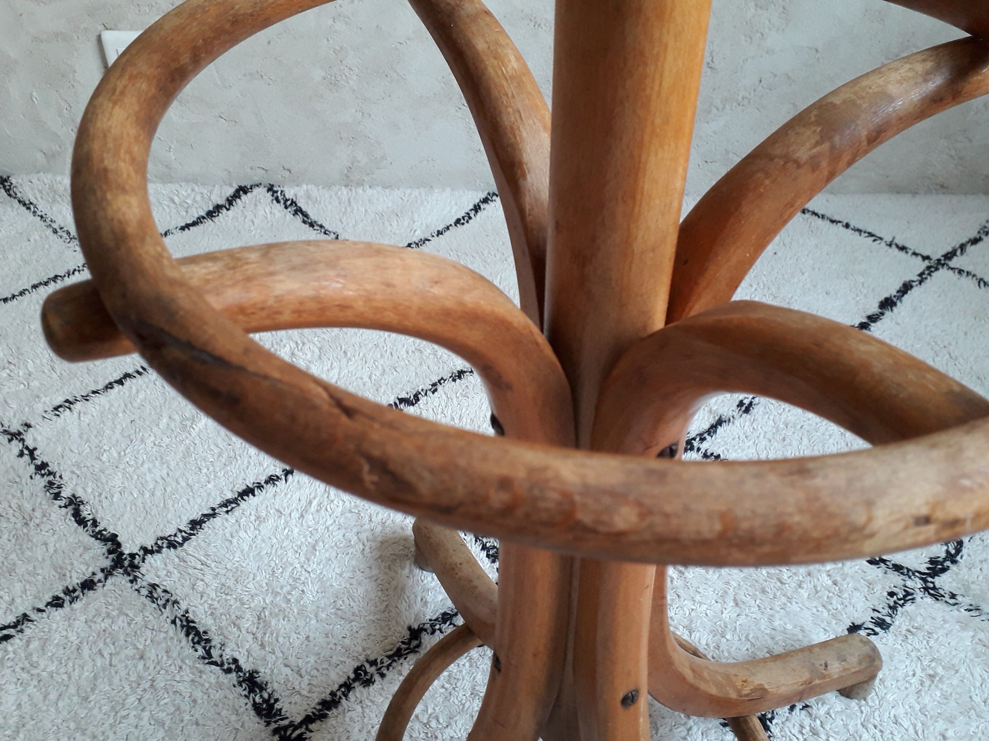 Fischel parrot coat hanger early 20th