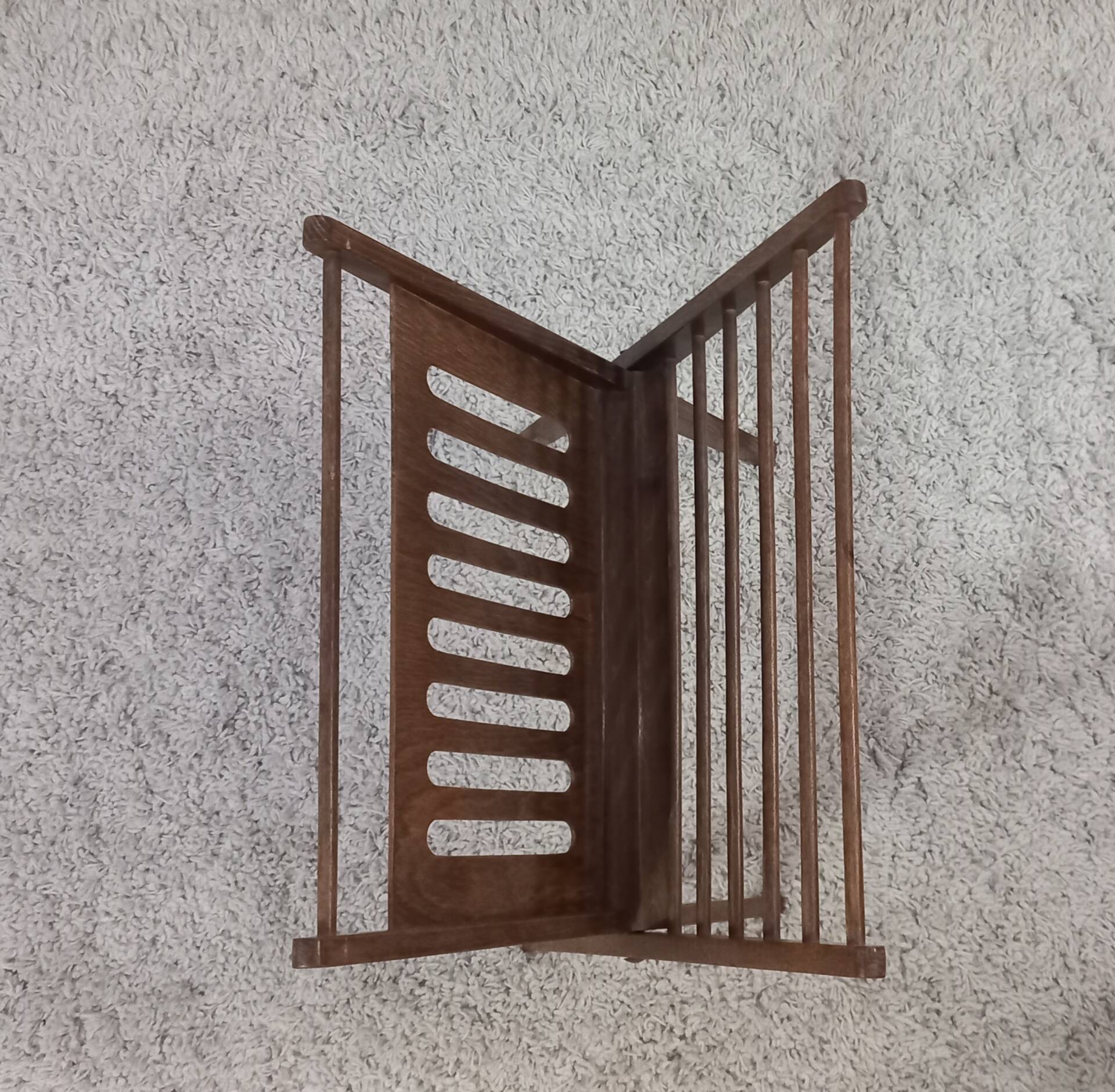 Foldable magazine rack Cees Braakman Pastoe – Vintage Scandinavian design