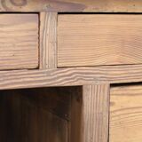 Exceptional pharmacy counter in solid pine and marble (19th century).
