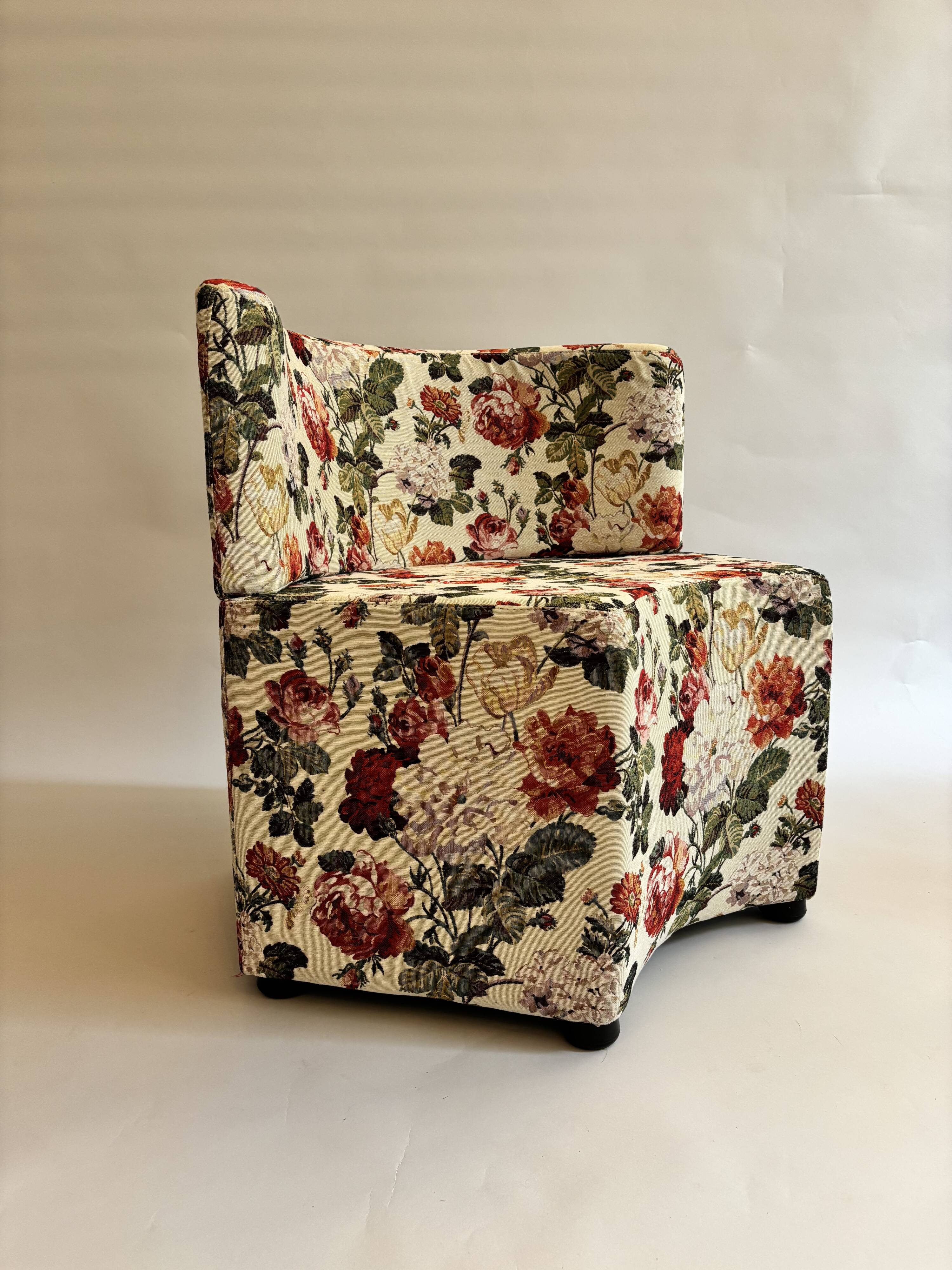 Fauteuil graphique fleur vintage