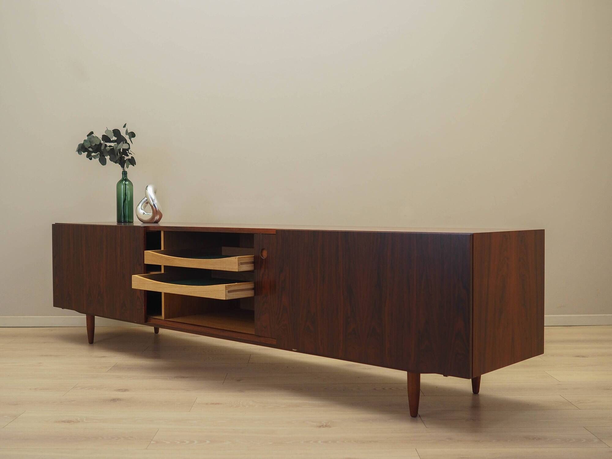 Rosewood sideboard, Danish design, 1970s, designer: Ib Kofod Larsen