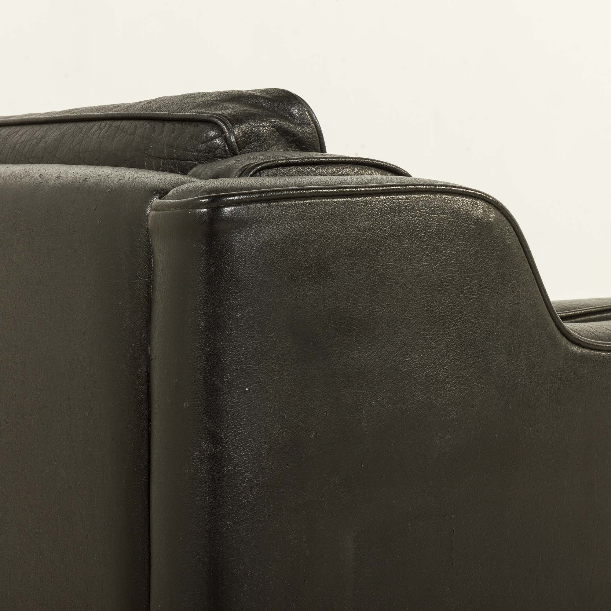 Stouby leather sofa, Denmark 1970s