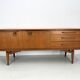 Buffet design unique des années 1960 produit en Angleterre.