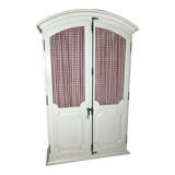 Wire cabinet