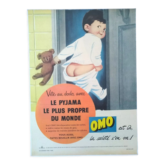 OMO laundry paper advertisement from a period magazine