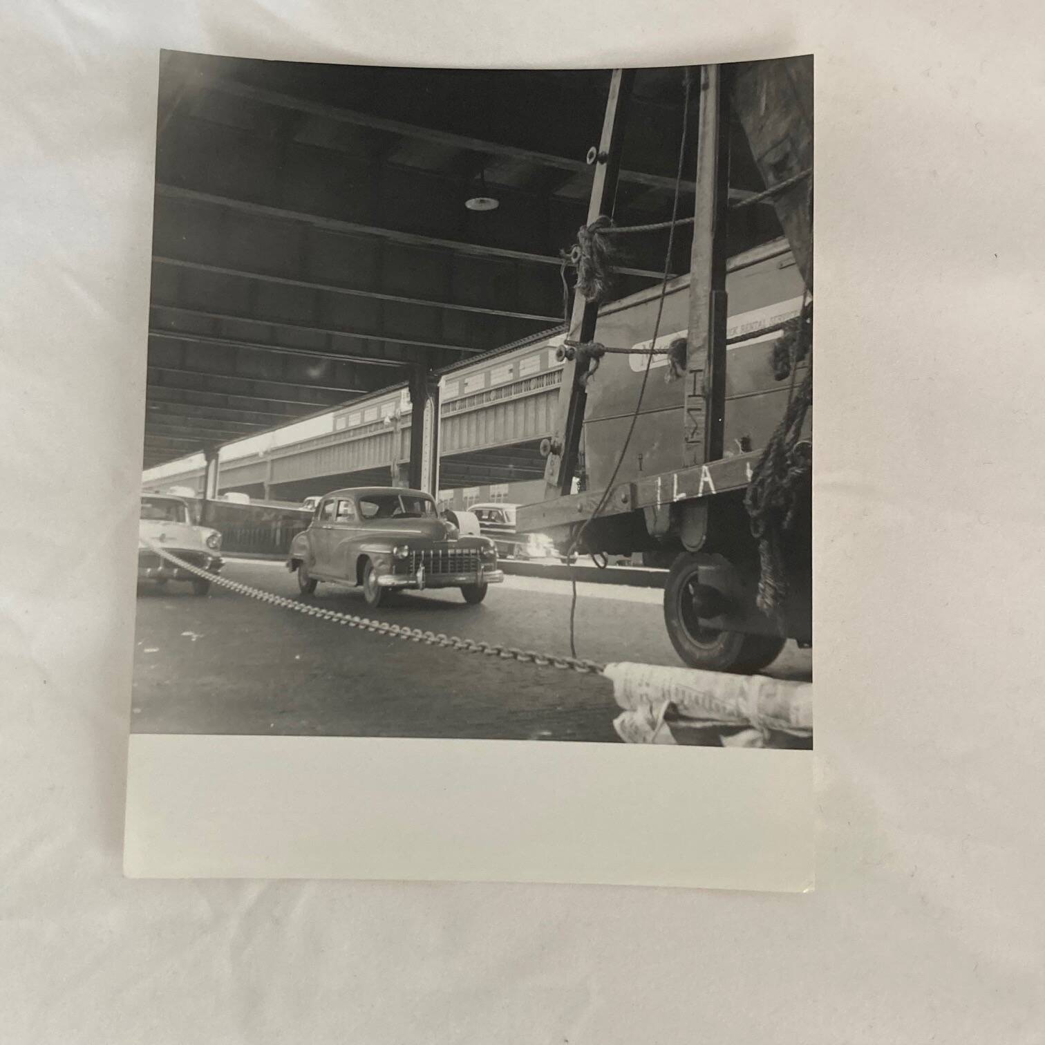 Vintage photo of New York in the 1950s, 6/6 format