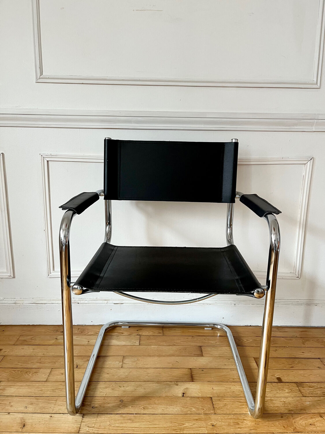 Fauteuil cantilever Style Bauhaus