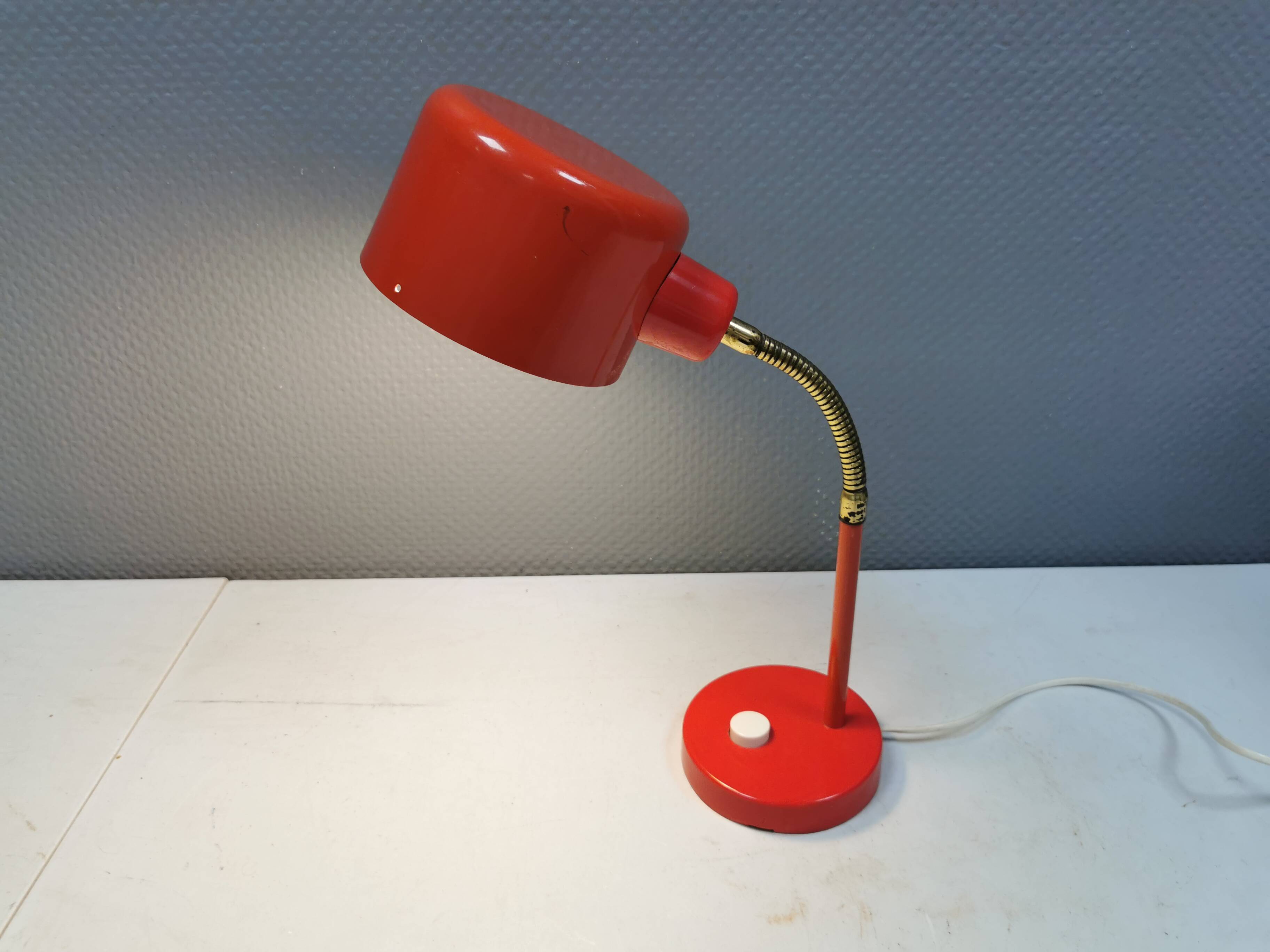 Swedish Elidus table lamp in red with adjustable brass swan neck 1970-80s