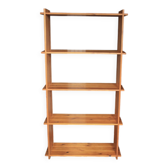Etagère en bois de style maison Regain