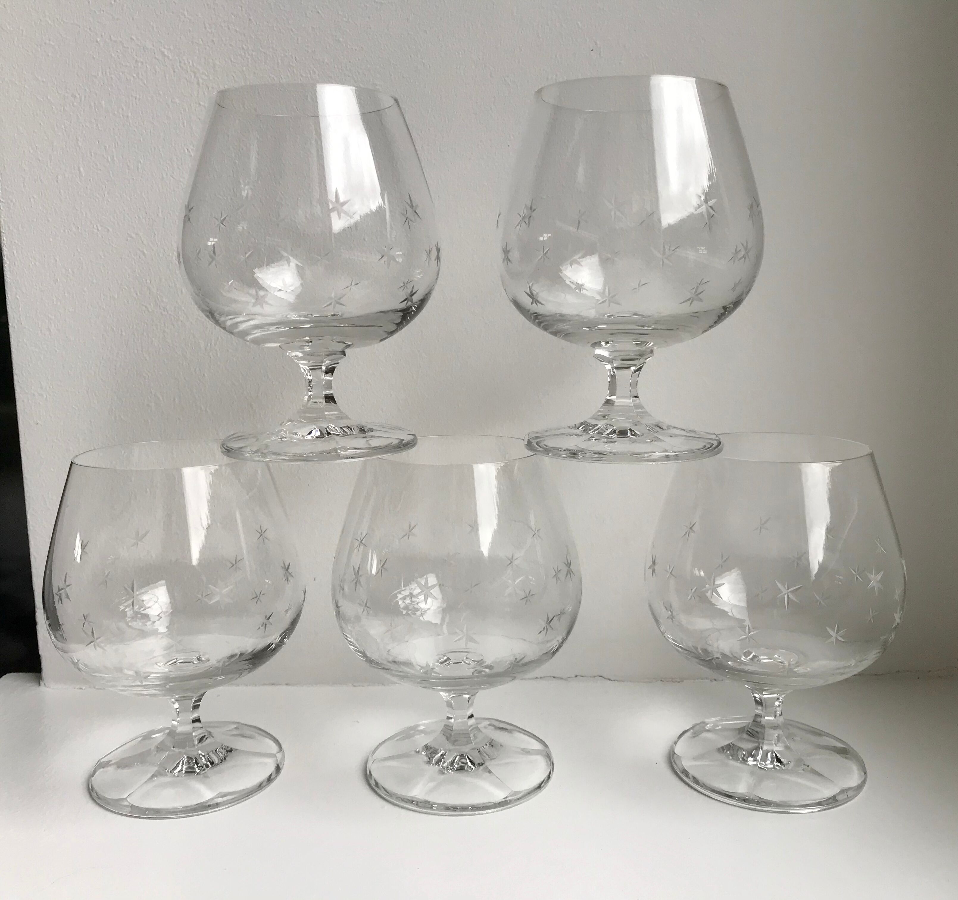 Set of 5 foot glasses engraved with stars 50s-60s