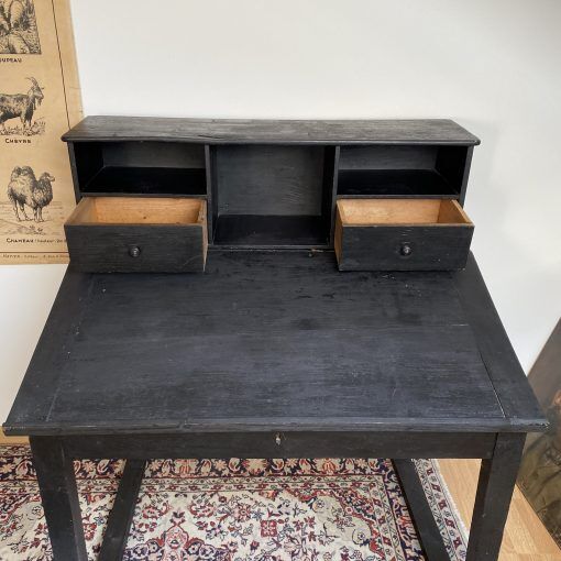 Stepped draftsman's office