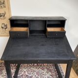 Stepped draftsman's office