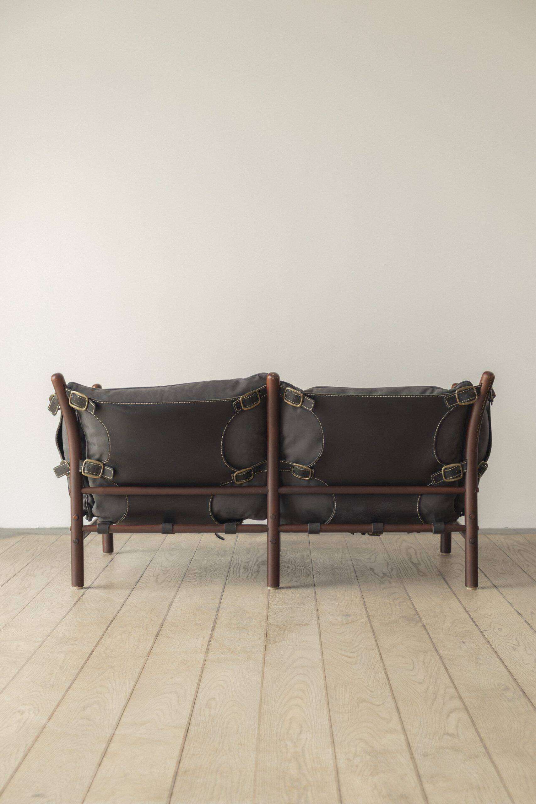 Arne Norell (Illona), sofa