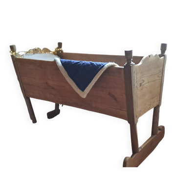 Antique pine cradle