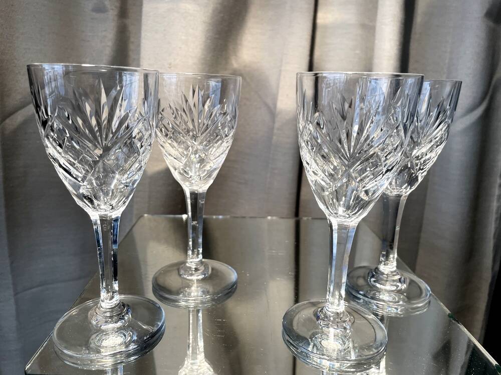 Suite of 4 port or wine glasses st louis crystal cooked wine glasses transparent chantilly model table art