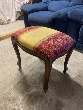 Tabouret style Louis XV