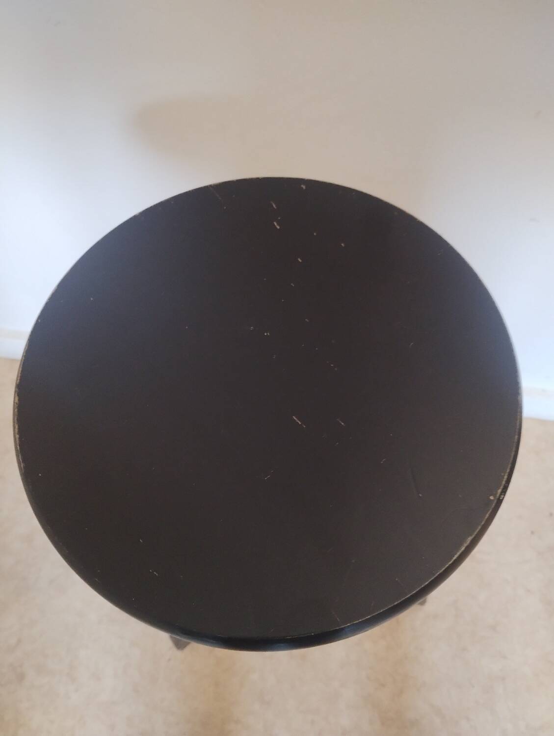 Wooden screw stool