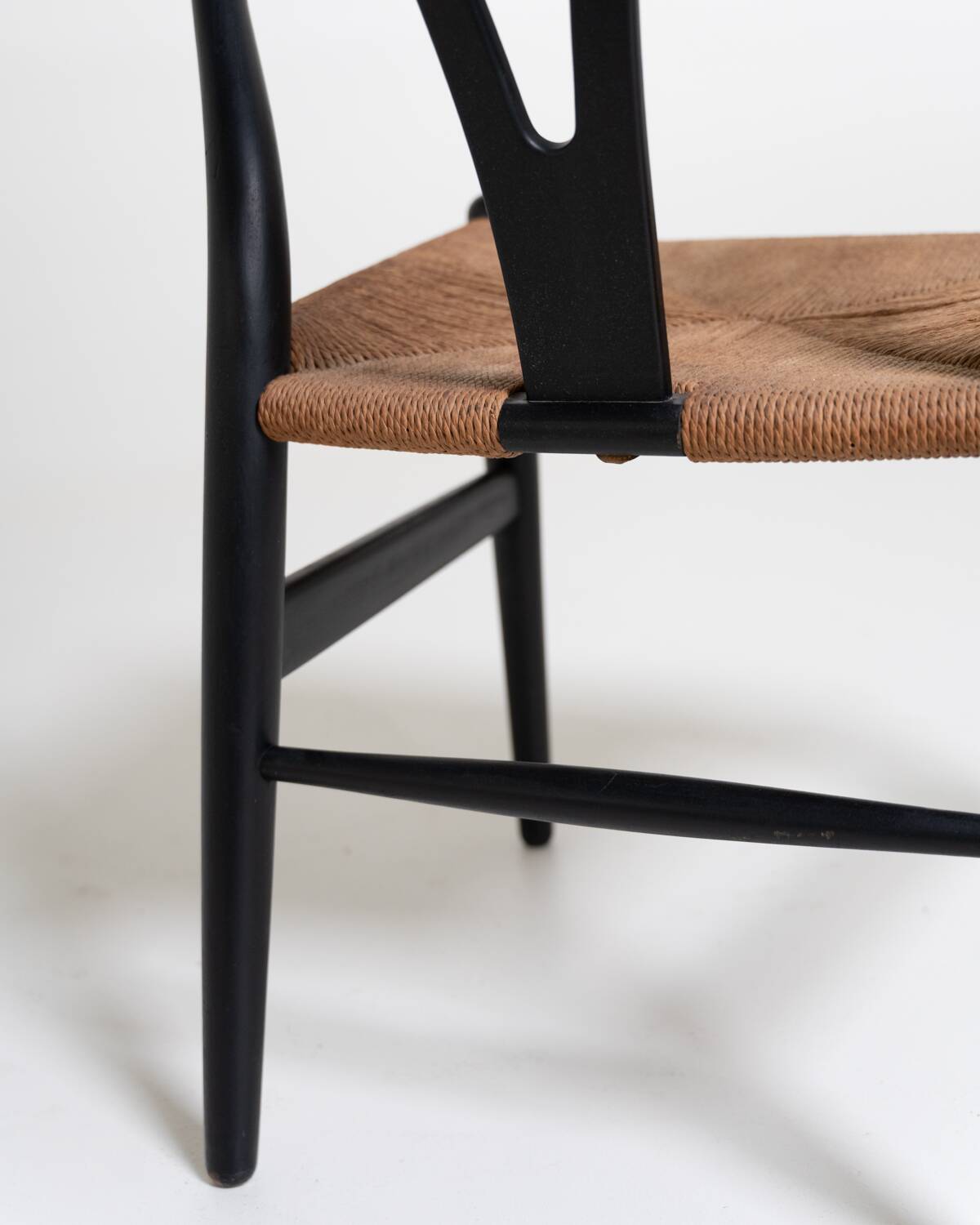 Ensemble de 2 chaises "Wishbone Chair" "CH24" par Hans J. Wegner, 1950