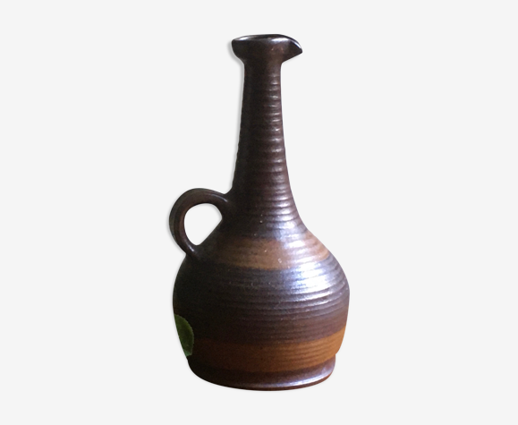 Vase en grès du marais avec anse