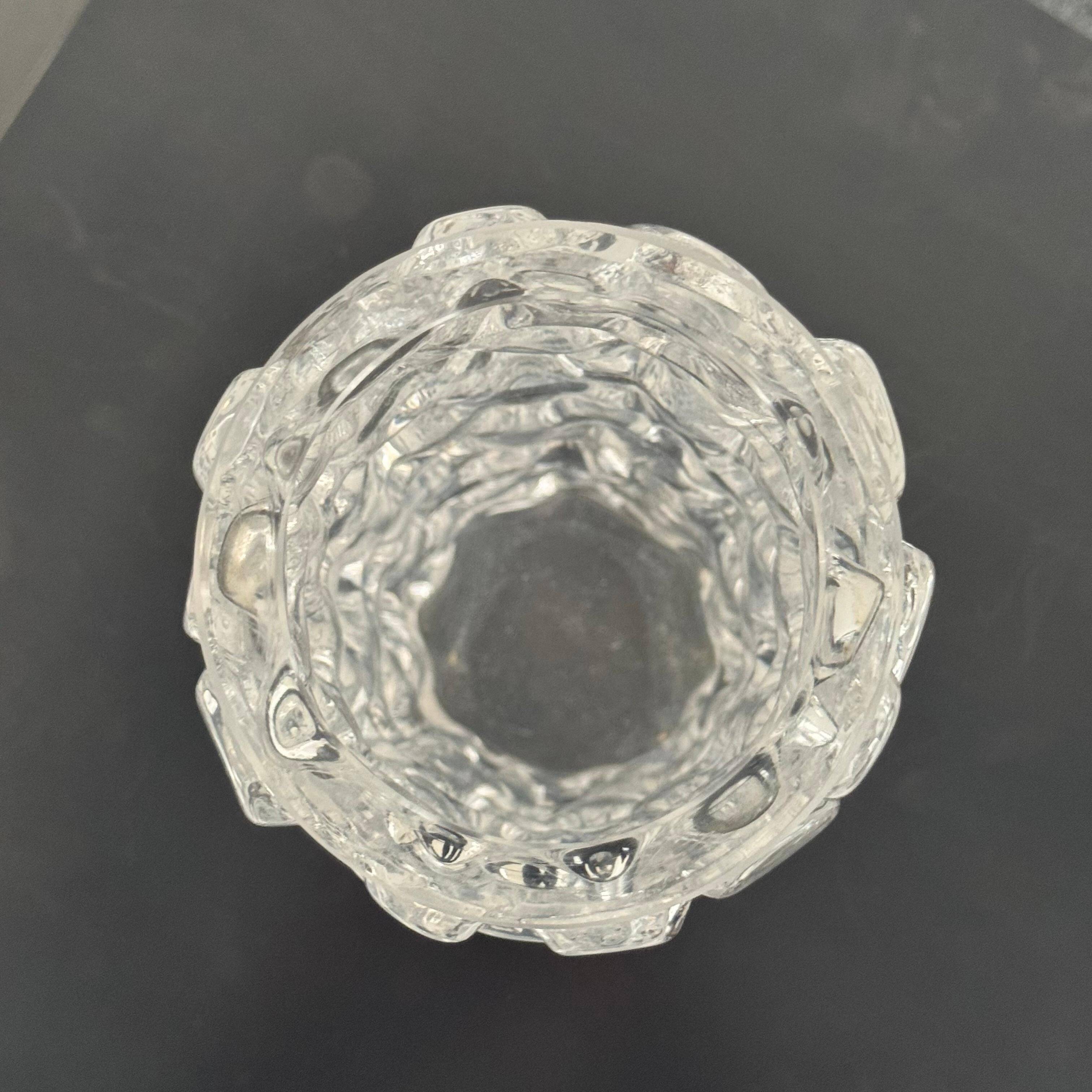 Clear decorative Vase sculpture with spikes, glass vase