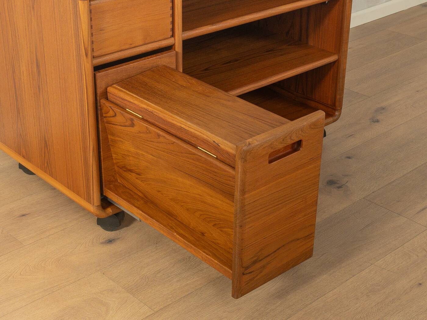 1960s HiFi rack by Dyrlund