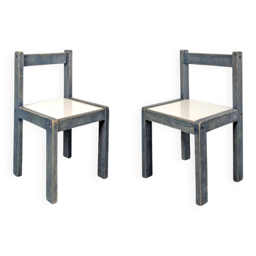 Pair of children's chairs