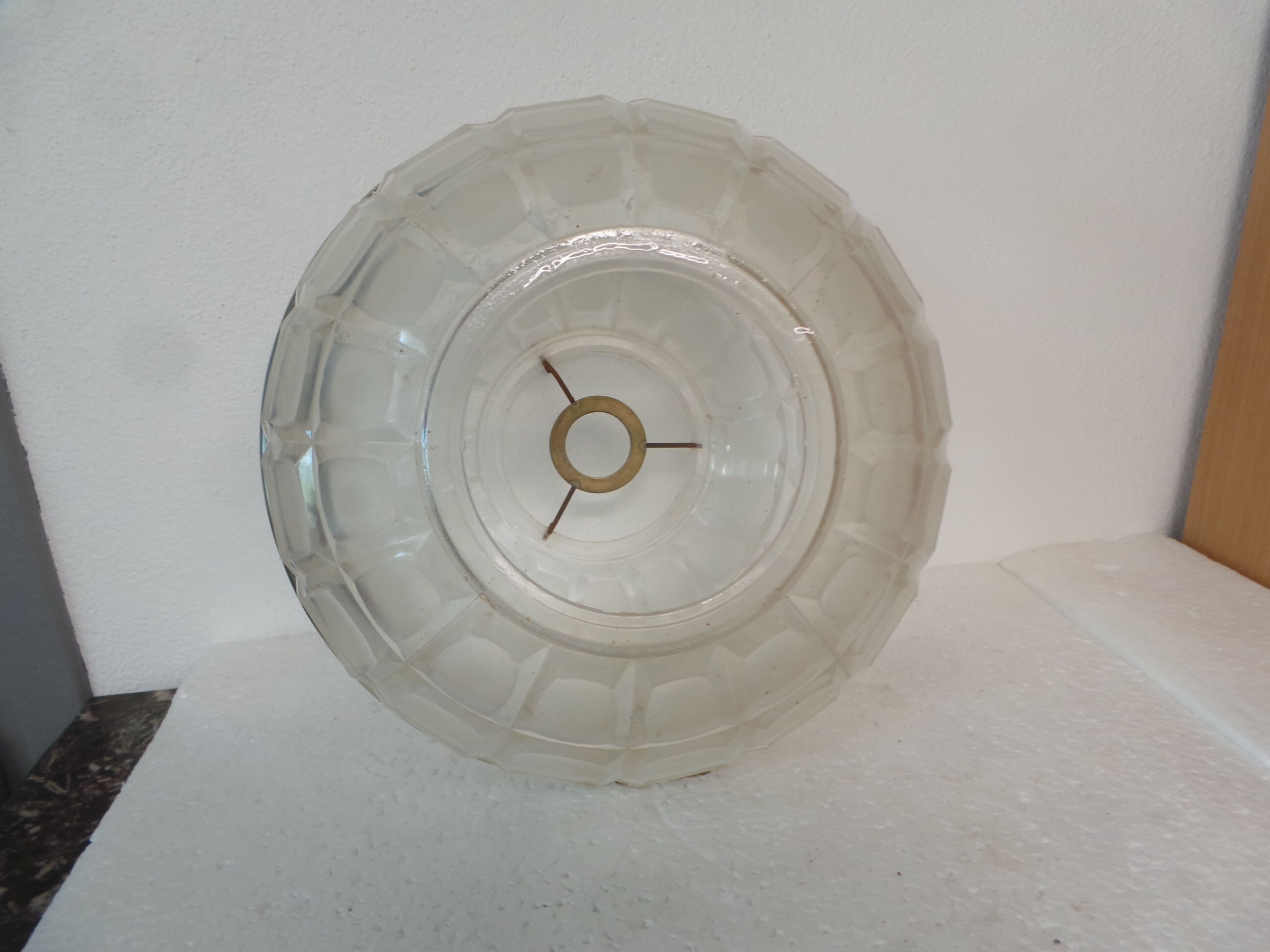 Vintage plexi globe