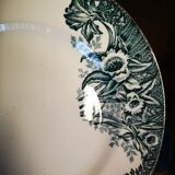 16 plates made of ancient earthenware
