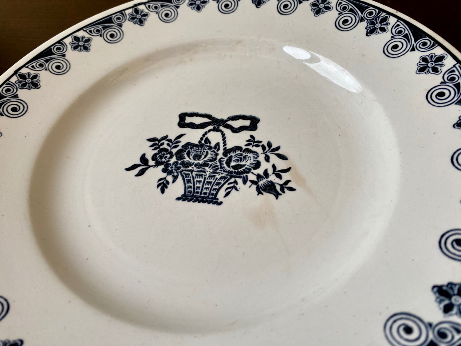 Service of 10 flat ceramic plates St Amand Marie-Rose vintage 20s/30s