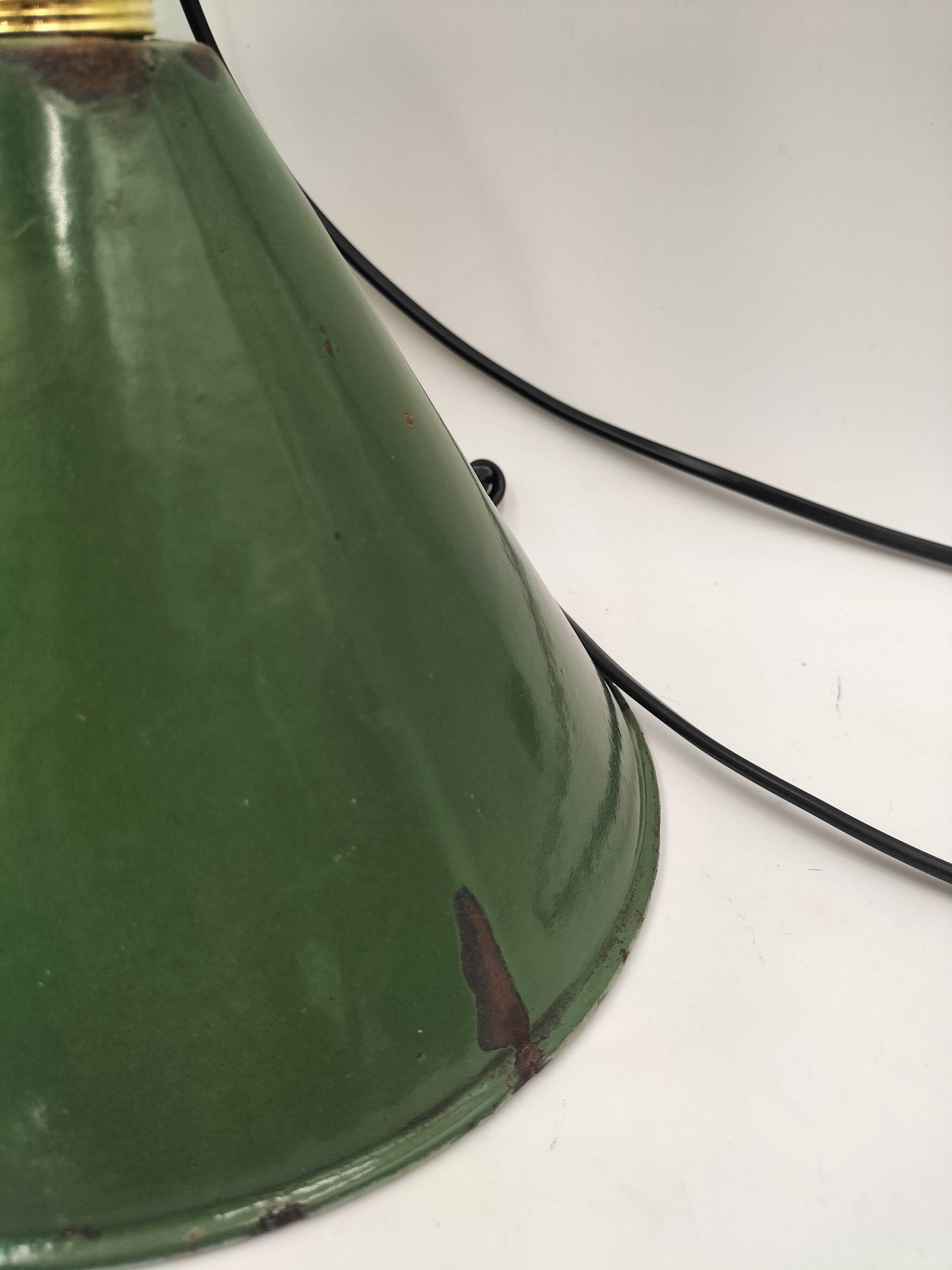 Enamelled sheet metal cone suspensions