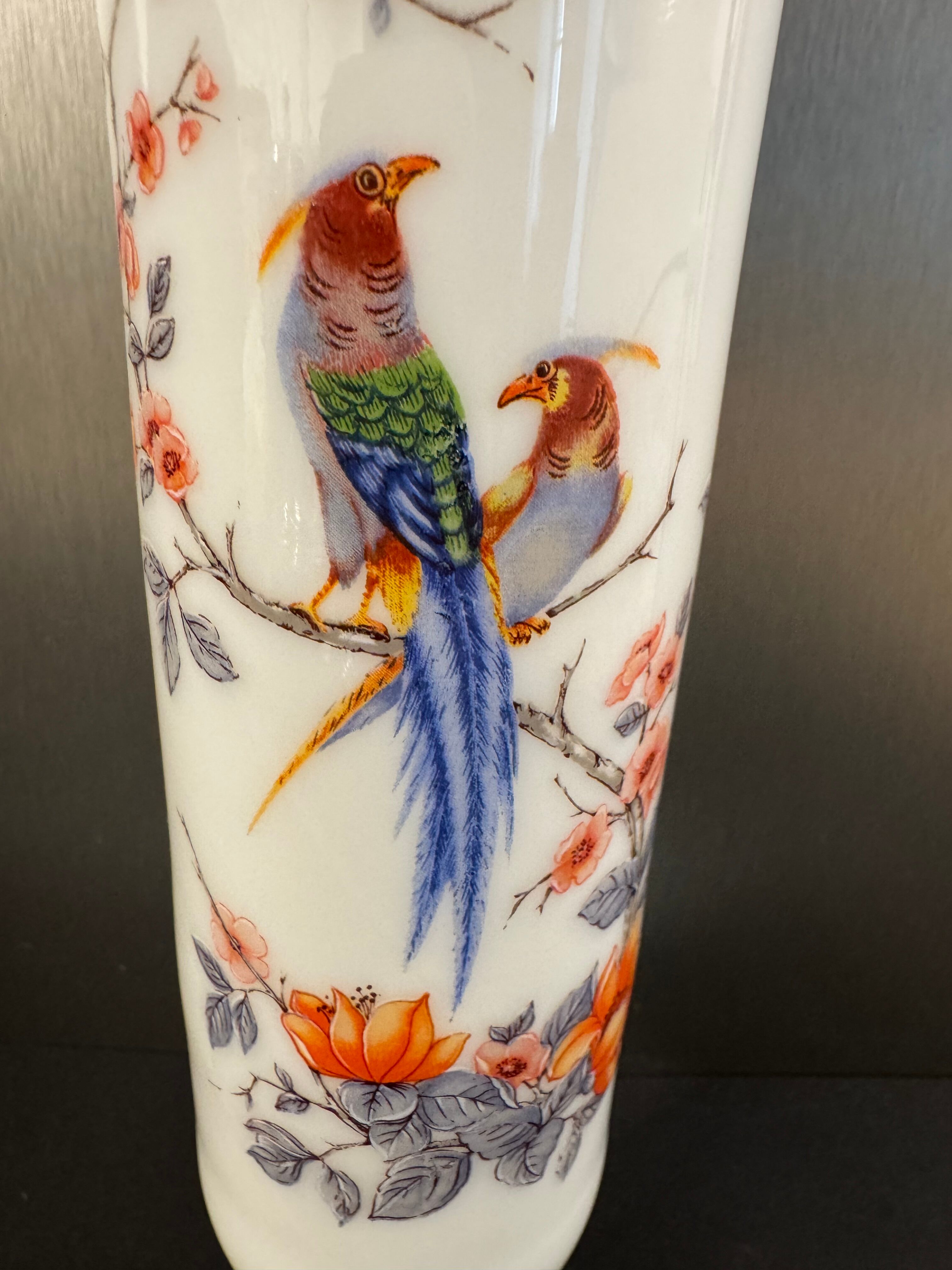 Italian vase in opaline