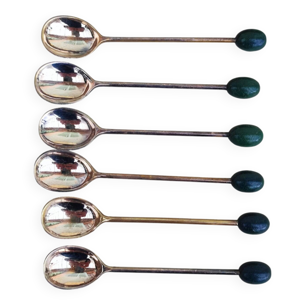6 cuillères à moka en métal argenté