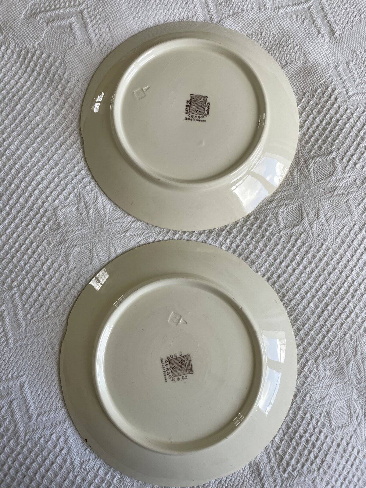 Set of 2 HB&Cie slip plates, diameter 21 cm, strawberry decoration