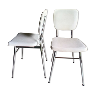Paire de chaises chrome et skaï blanc 1960