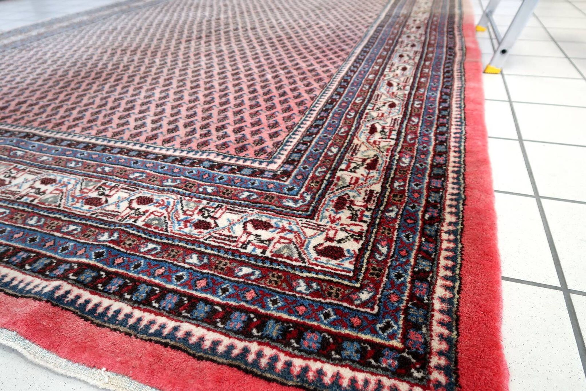 Tapis Seraband Vintage Fait Main en Laine – 194 x 274 cm