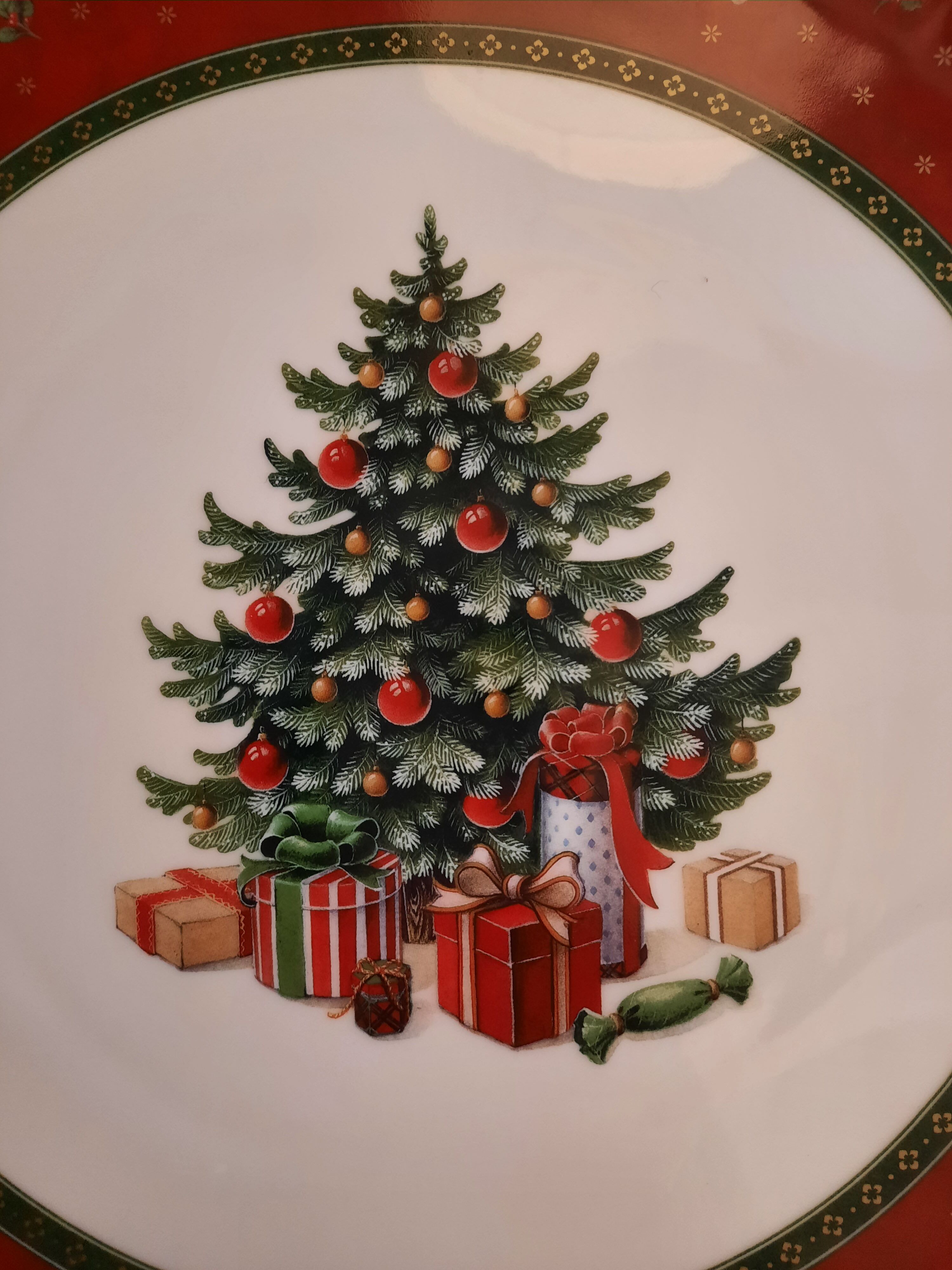 Cake dish