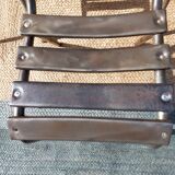 3 chaises en métal, style Tolix