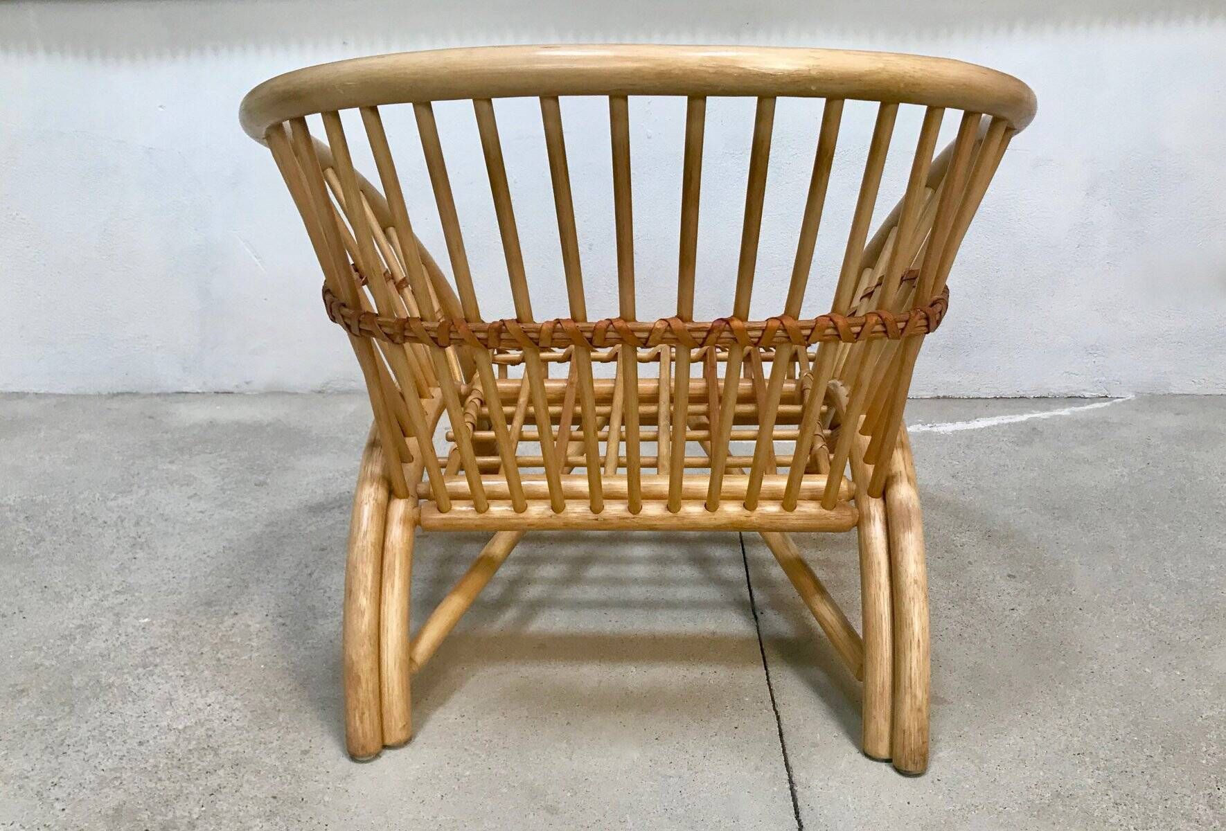 Handcrafted Bamboo lounge chair with leather lacings, Italy 1970s