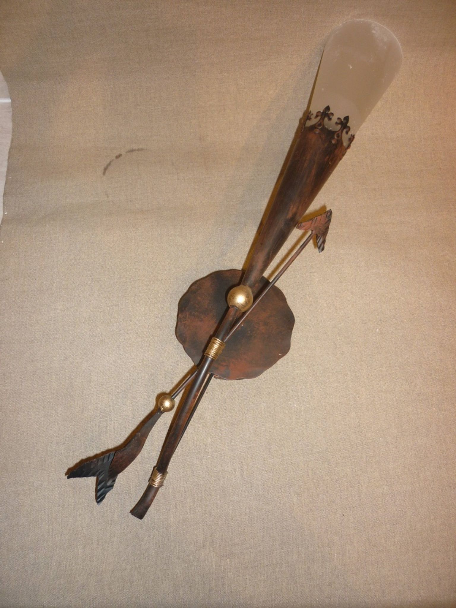 Wall lamp in iron