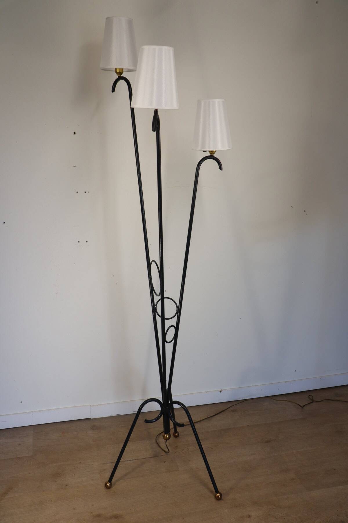 Tripod floor lamp in tubular metal - 1950s