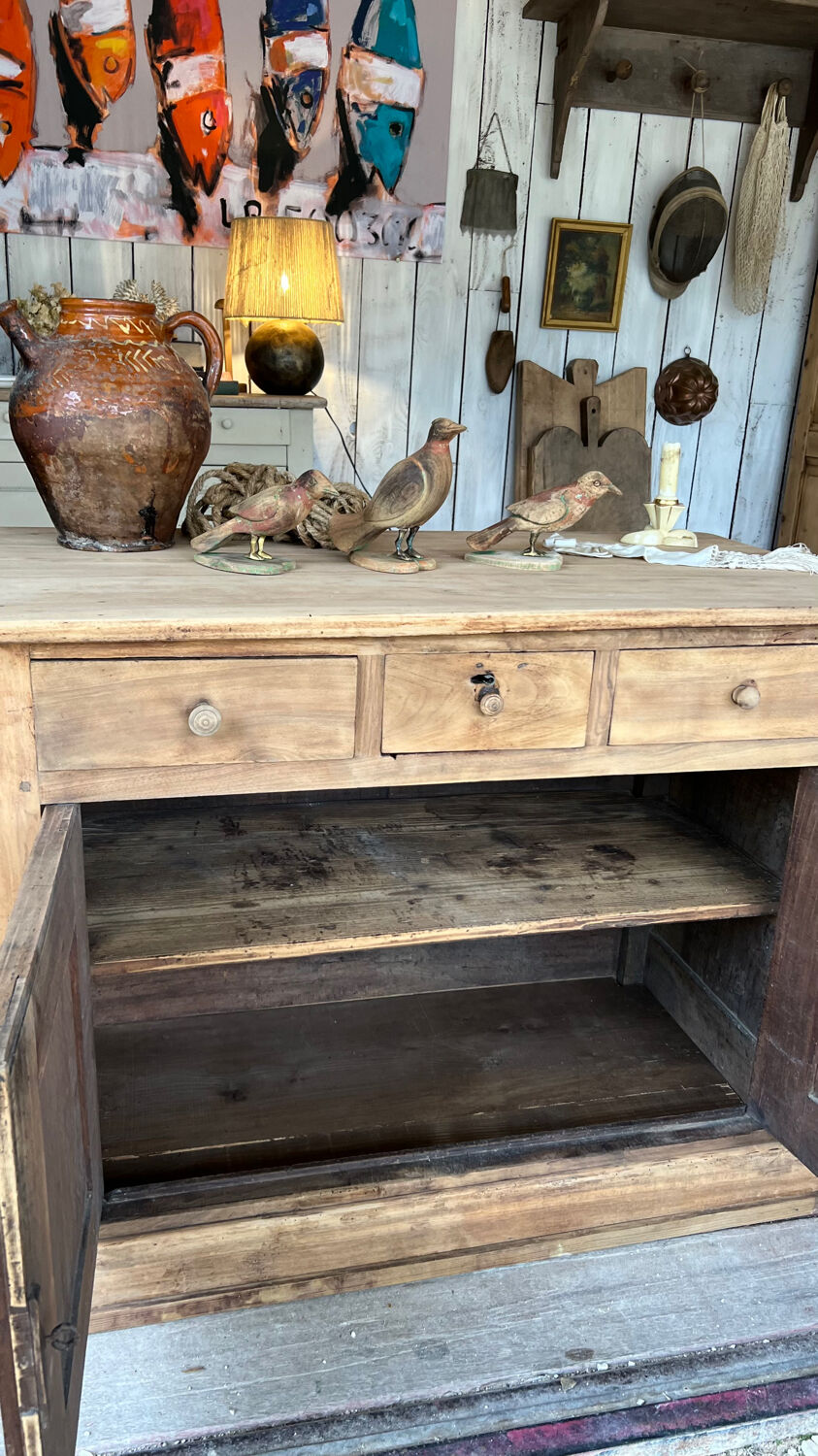 Small raw wood counter