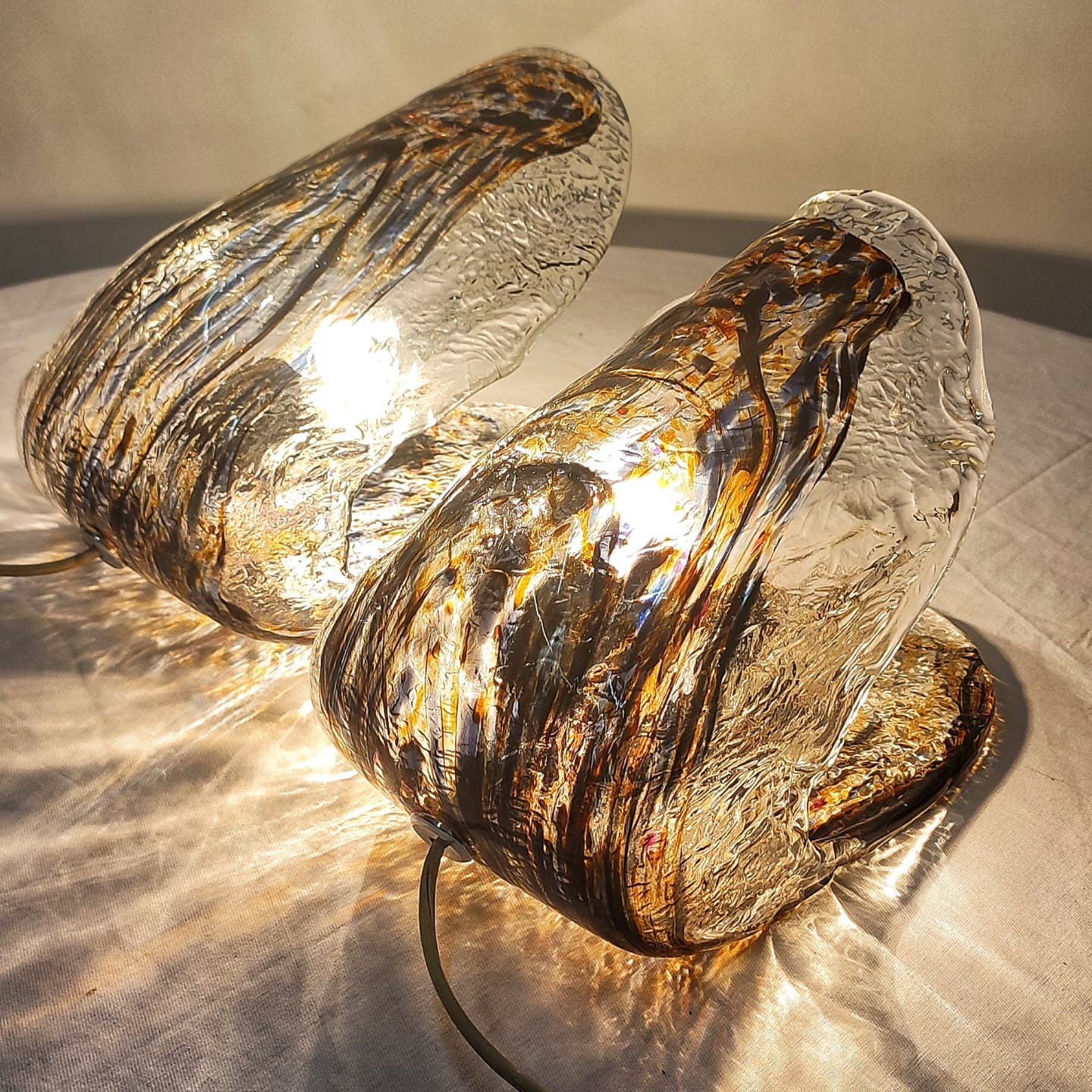Murano glass "oyster" table lamps. Italy, 1960s.