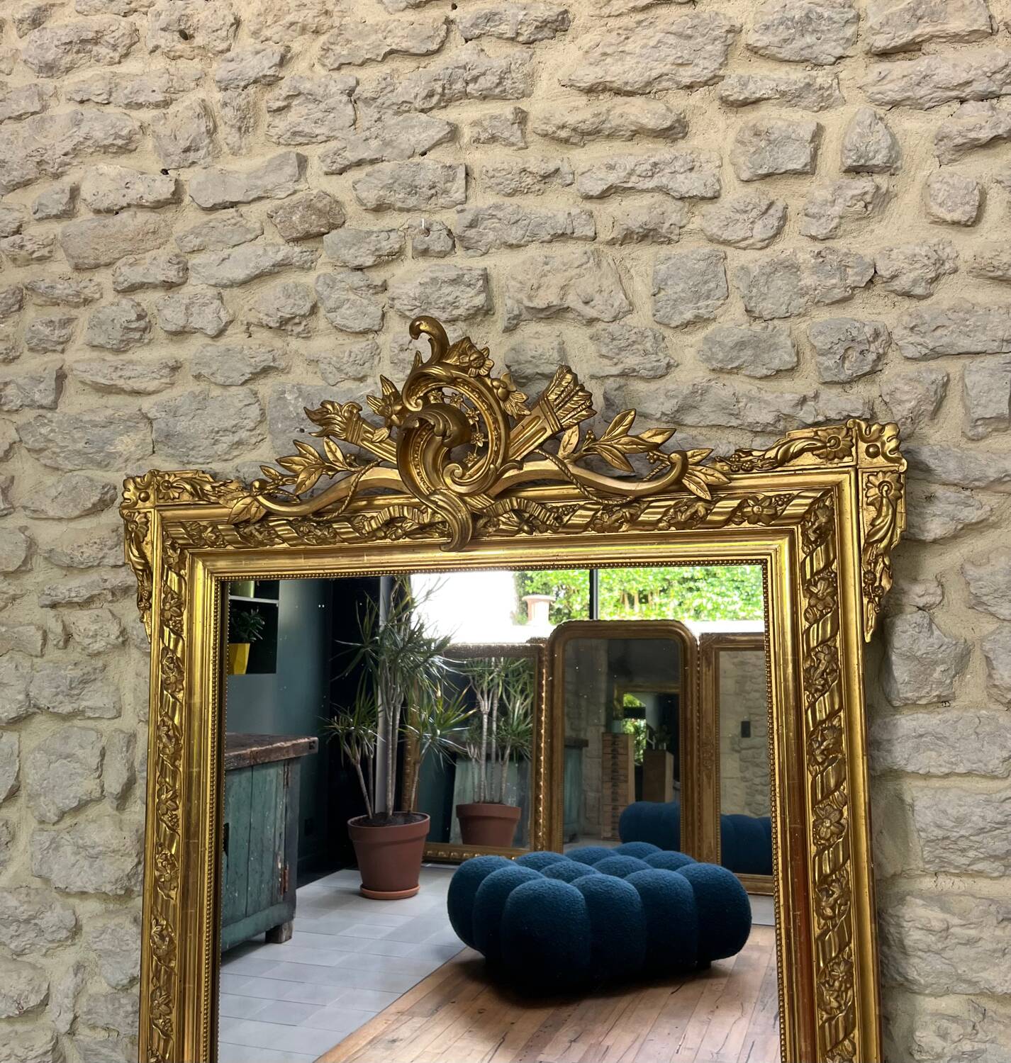 Sublime gilded pediment mirror with gold leaf 161cm
