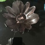 7 glass cups in the shape of flowers