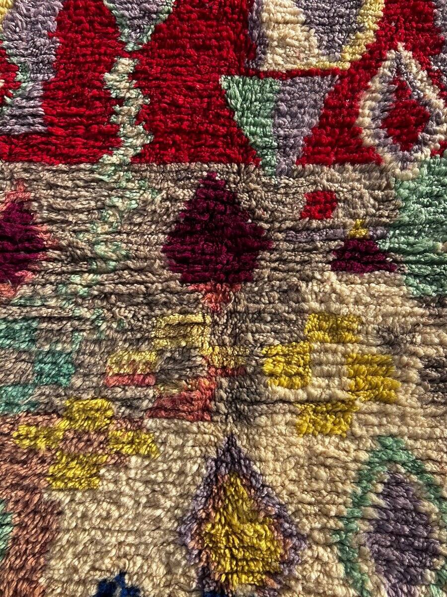 Vintage Berber wool rug, Morocco, 1990